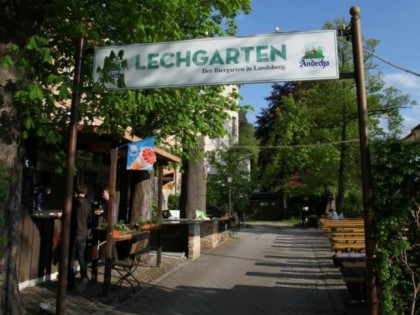 Foto: Lechgarten - Der Biergarten in Landsberg.